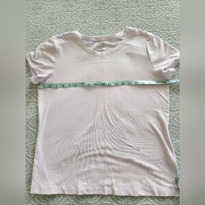Banana Republic size L short sleeve t-shirt